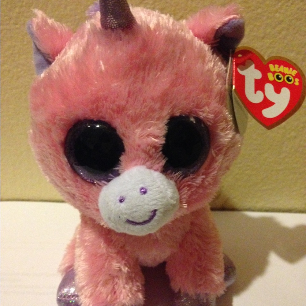 Meet your Posher, Julia